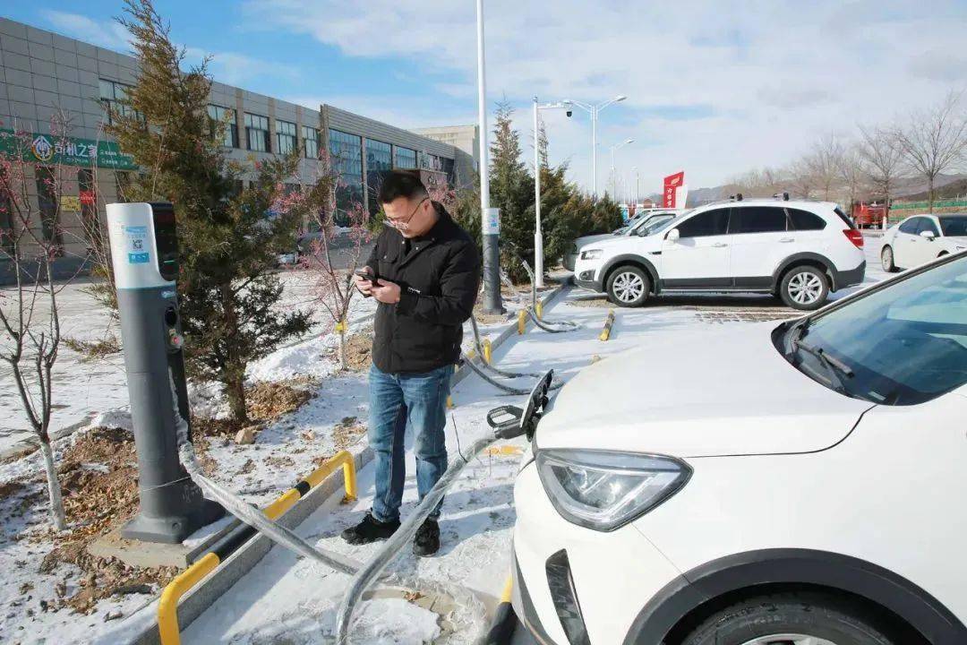 g7京新高速呼和浩特服务区,集宁南服务区,g512国道呼凉丰天成服务区,g