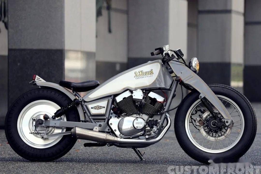 雅马哈天王 xv250 virago