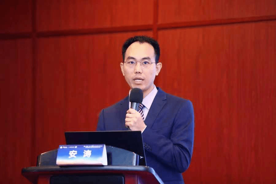 报告中国医学科学院阜外医院华伟教授为大家介绍了"心脏起搏技术进展"