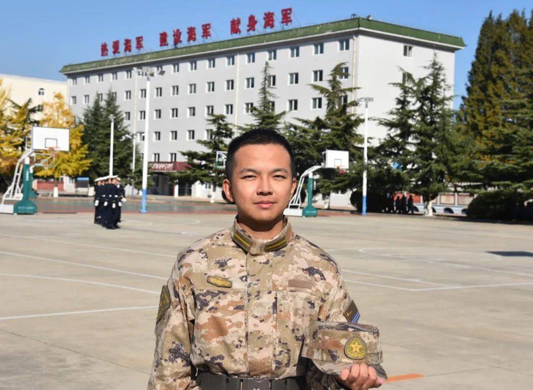 曾参与国家级科研训练跨介质察打一体"飞鱼"仿生弹药设计并申请发明