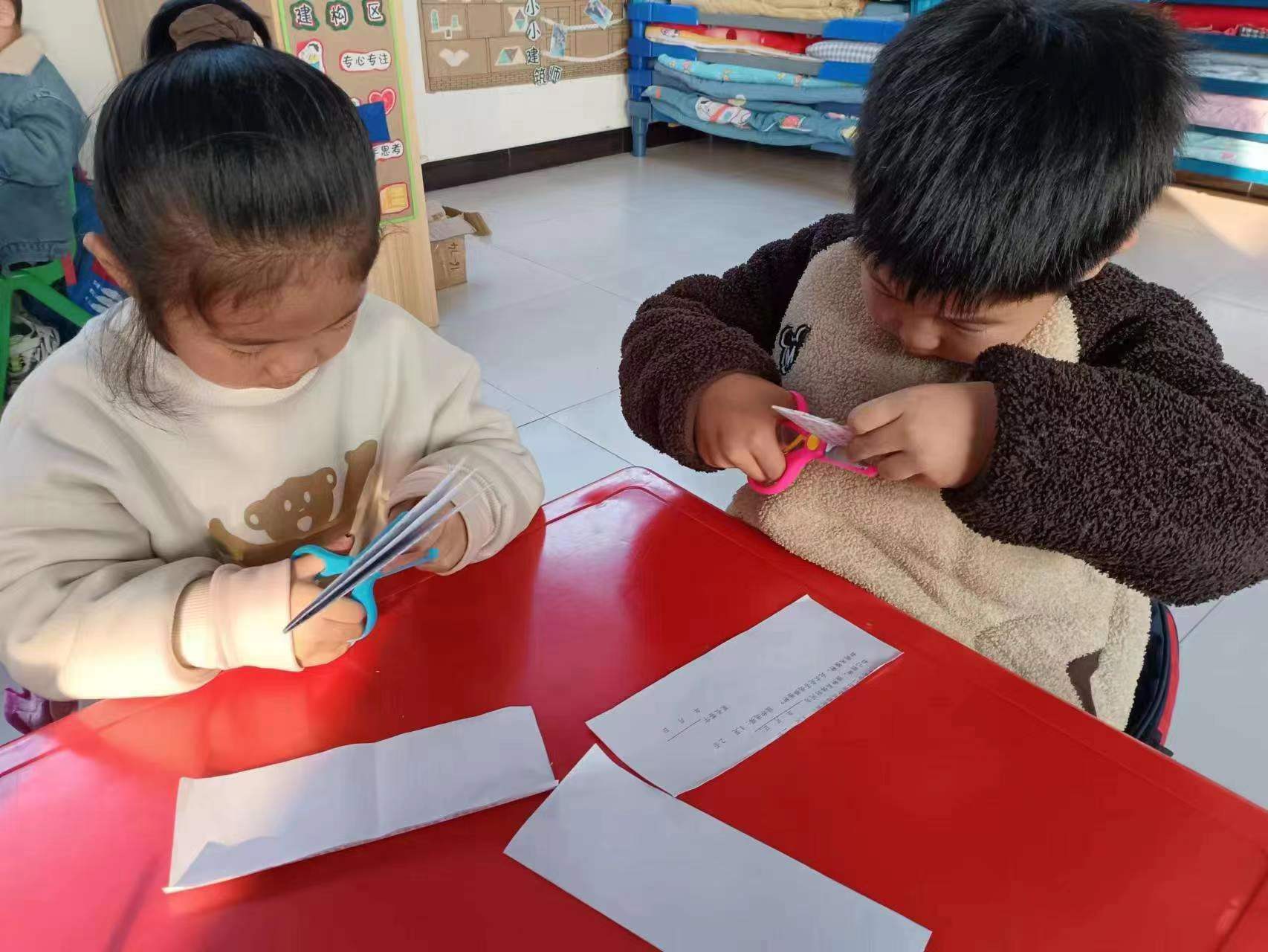 走进小雪———高新区寨卜昌园幼儿园小雪系列活动_节气_巧手_帽子