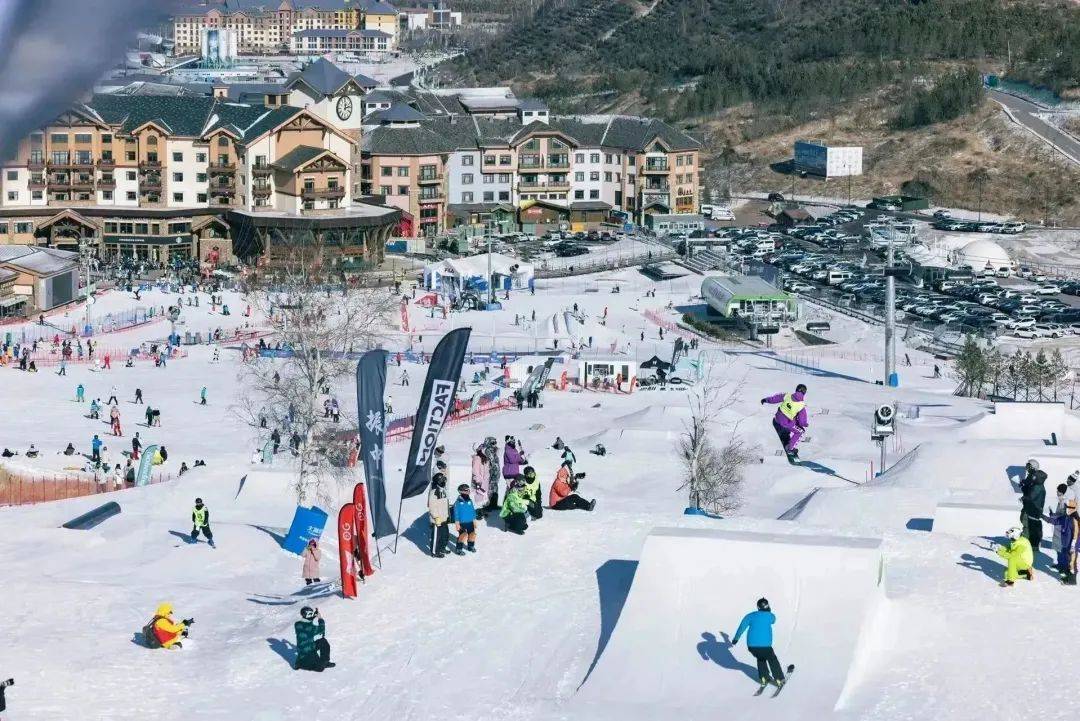 鸡西市麒麟山庄滑雪场图片