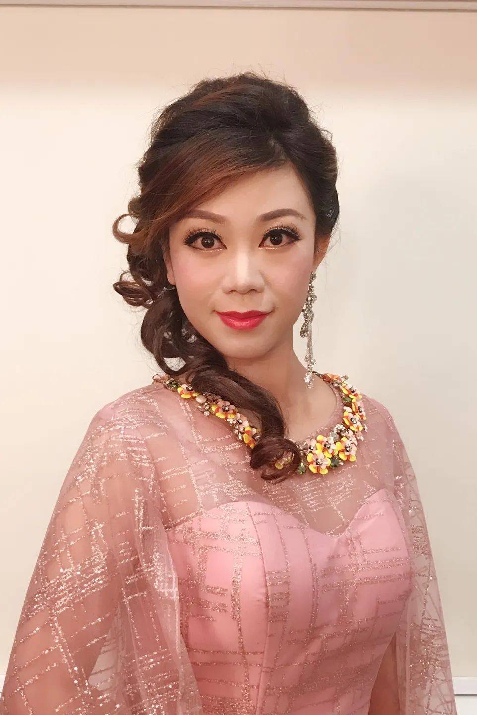 唱腔的味与美(魅)"将于11月30日上午10点举行,特邀吴晓雯老师前来主讲