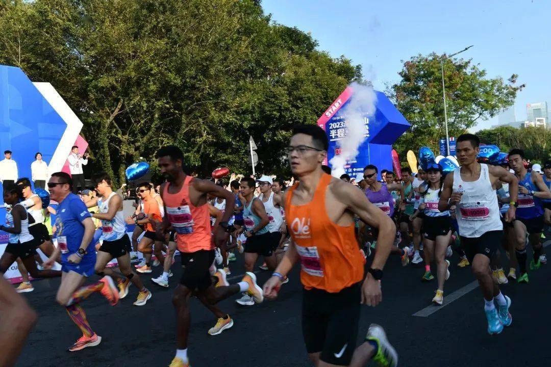 2023南山"半马"冠军出炉,海量美图回顾现场盛况_深圳_赛道_赛事