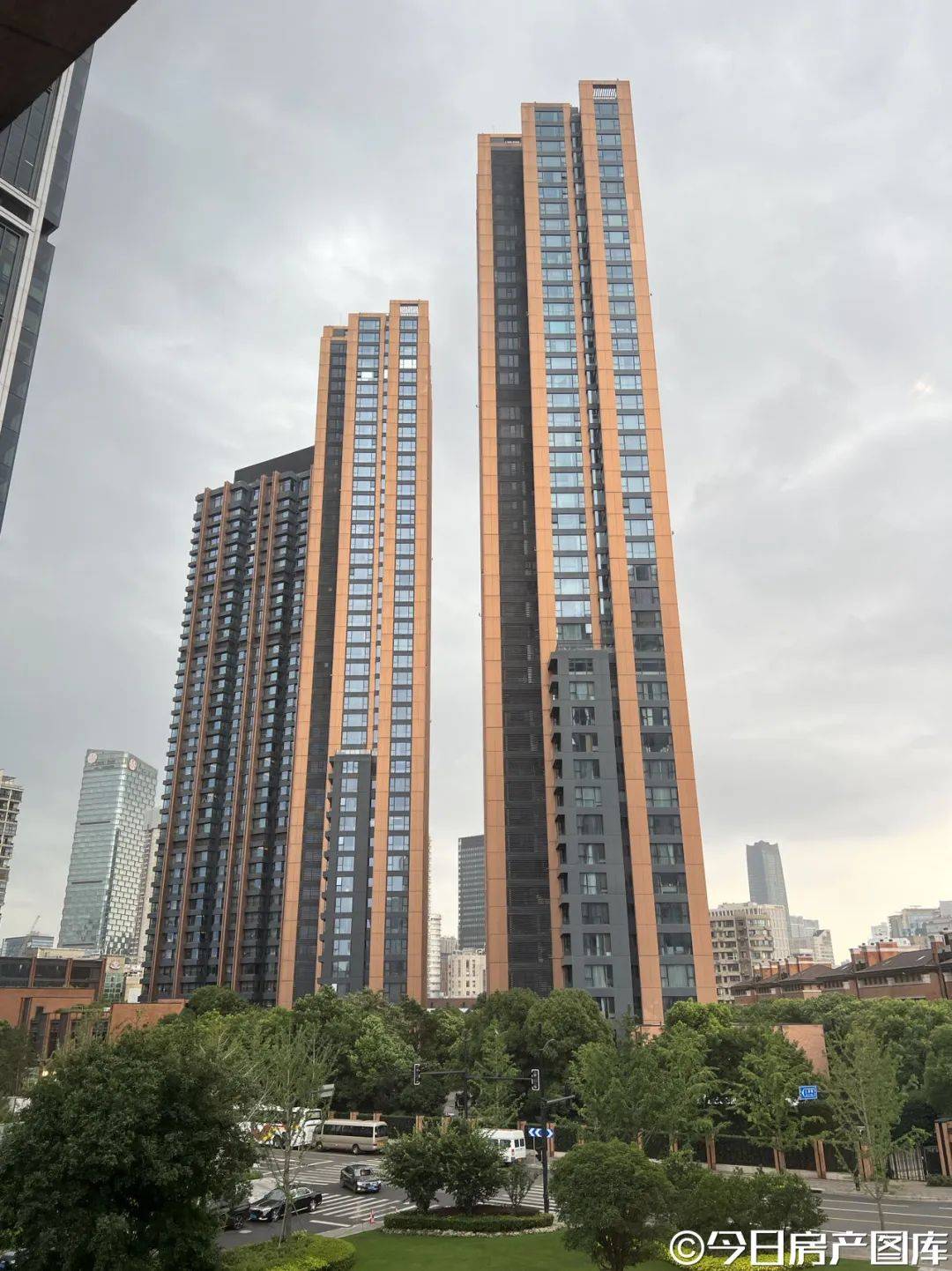 得房率这么低,超高层真的不能买吗?_住宅_上海_浦西