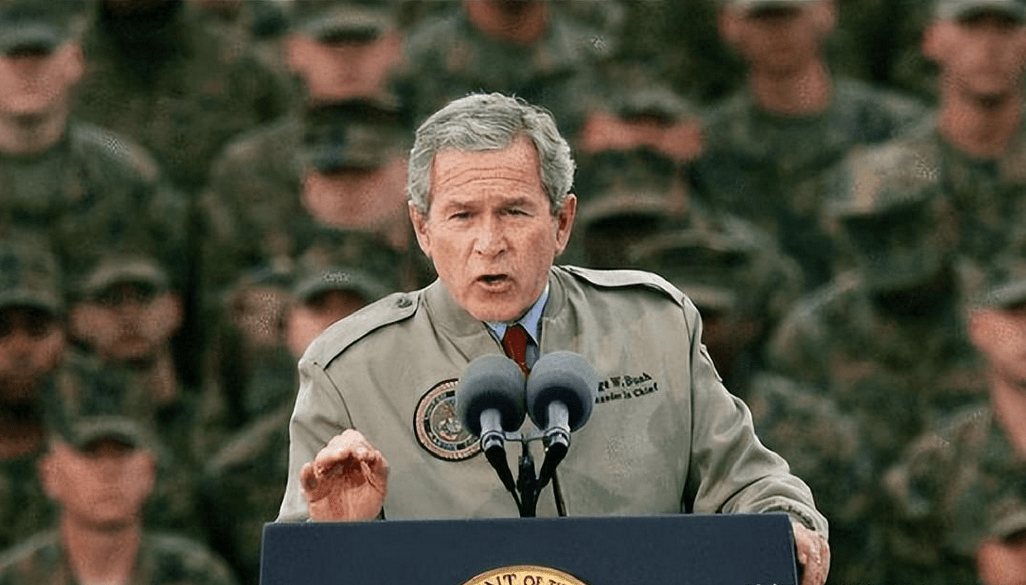 美国前总统小布什:卸任了14年还在被骂,他做错了什么?