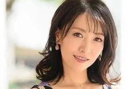 人瘦灯美,岛国片中极具魅力的国民阿姨,谷原希美_小谷_生活_问题