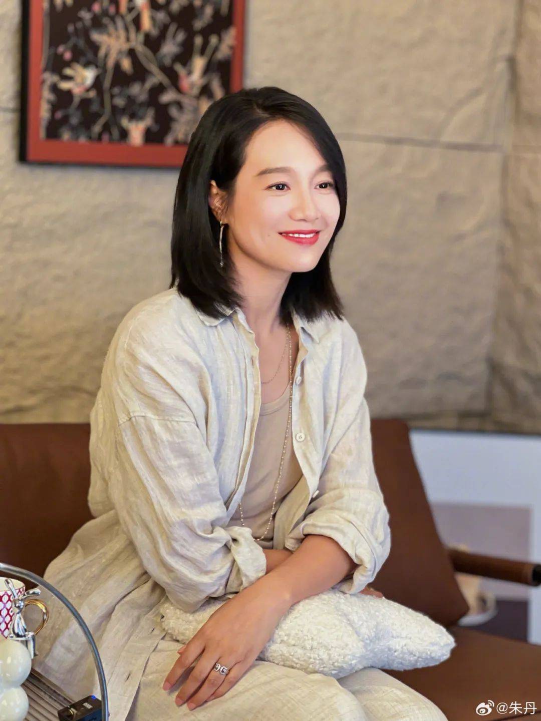 知名主持人朱丹自曝被好友骗光积蓄!