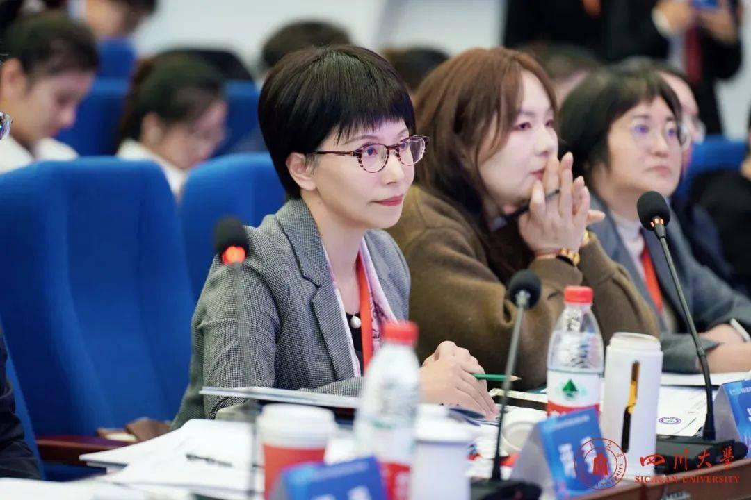 就业指导中心主任张红春,四川航天科技研究院人力资源部副部长彭玲