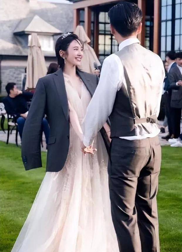 张若昀镜头下的唐艺昕:爱让直男也能拍出好照片_毕业_生活_状态
