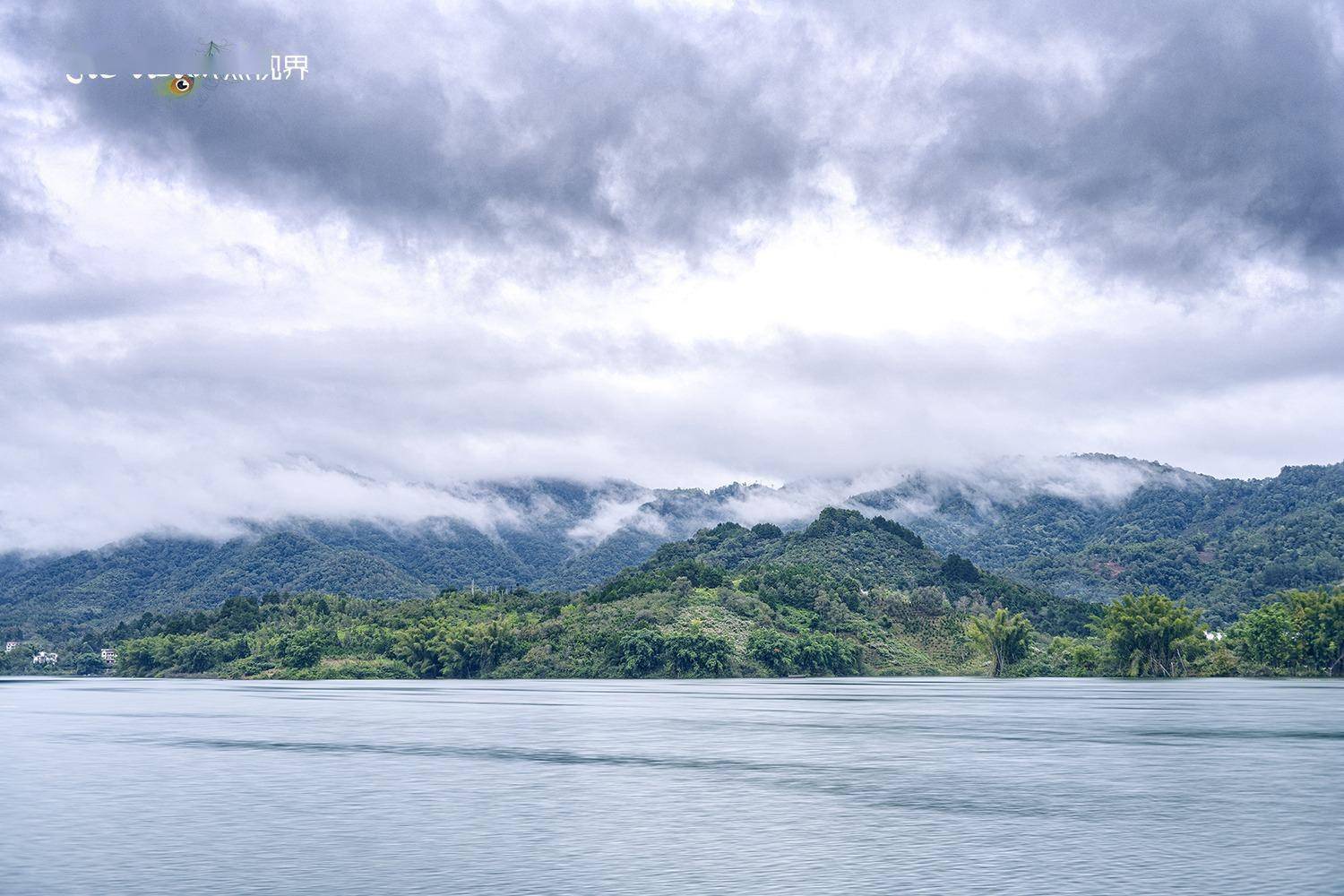 走入巴马赐福湖 解读长寿之乡的"长寿密码" 长命百岁并非奢求!