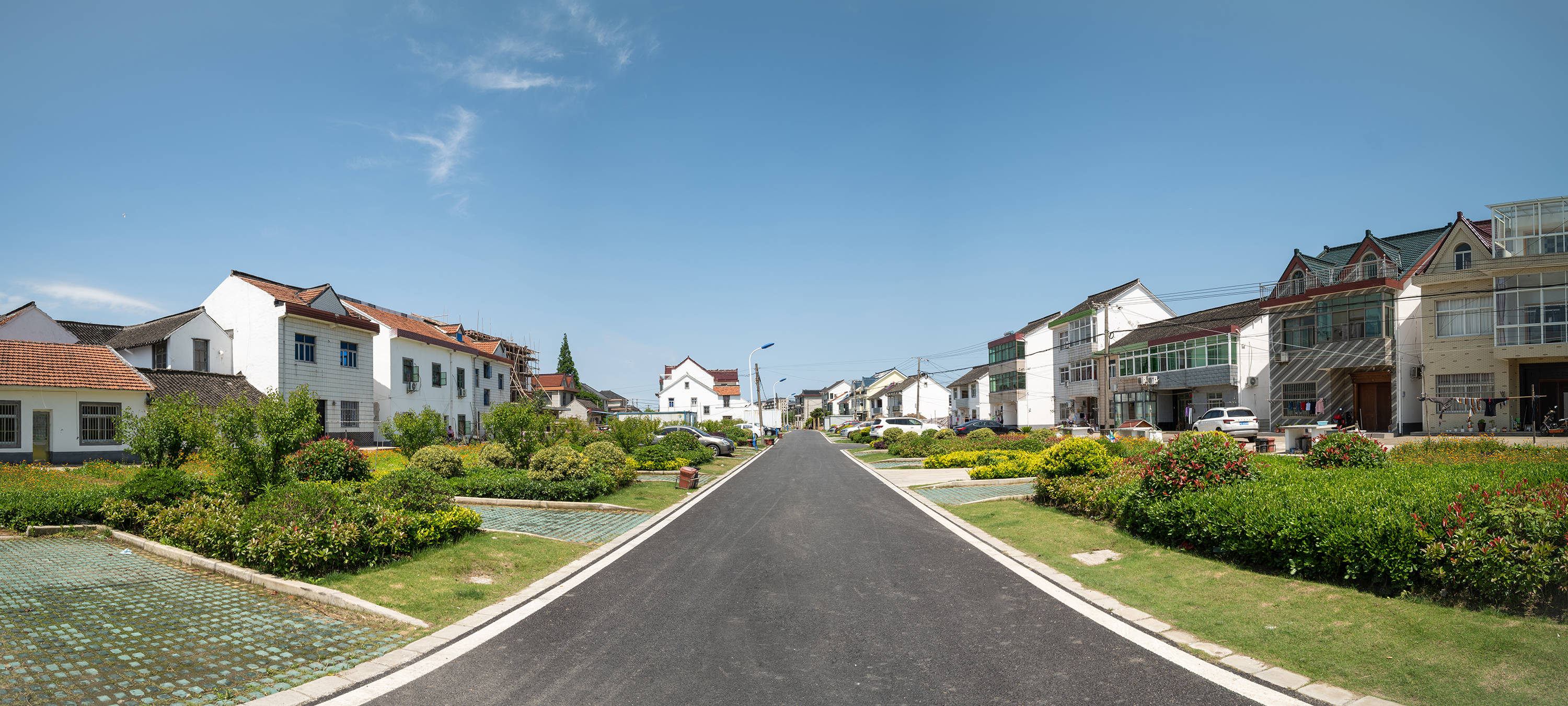 据悉,随着朱泾镇新时代文明实践志愿服务季启动,以"六个我践行"为牵引