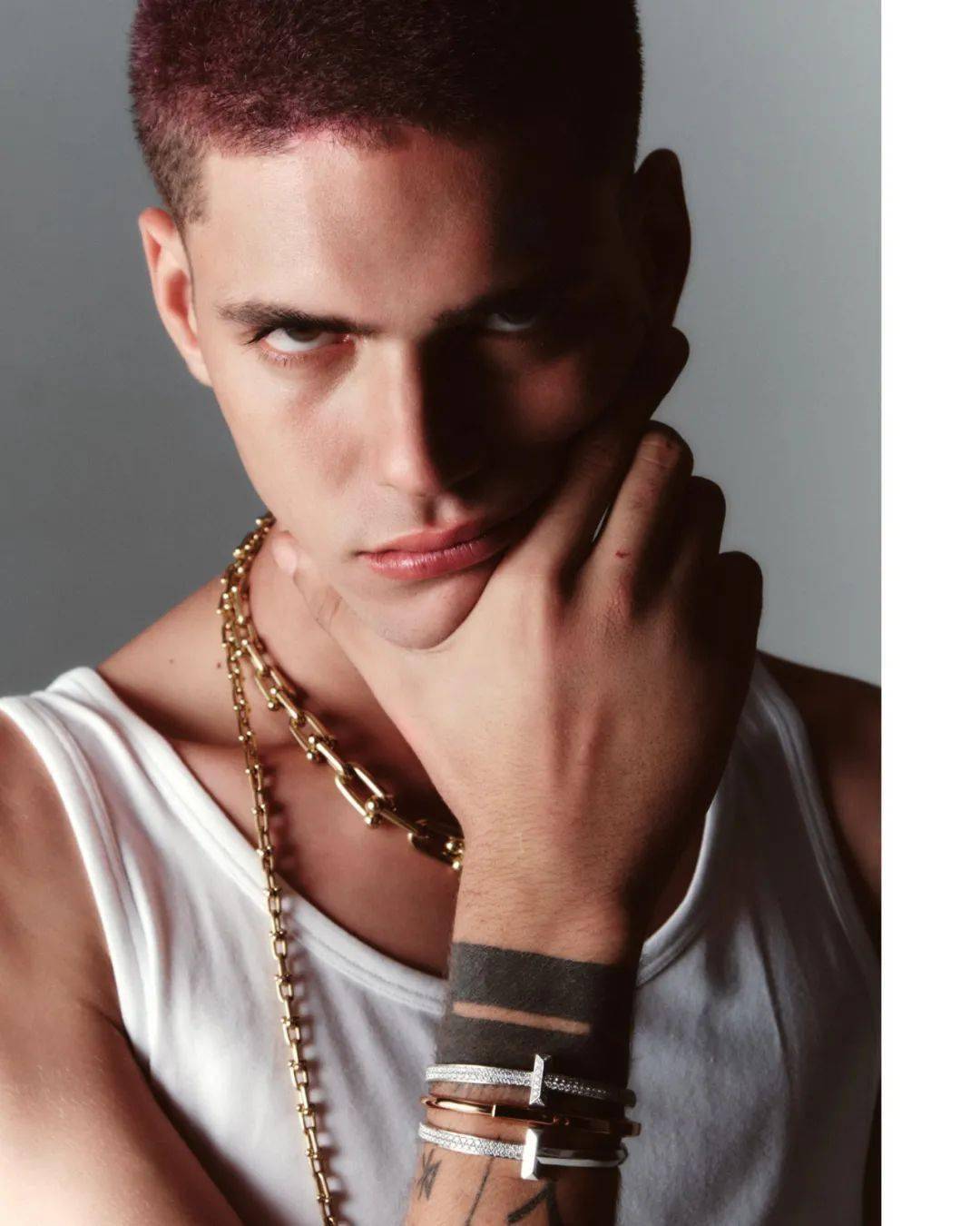 埃及时尚男模特尤素夫·沙拉夫,眼神很有穿透力!_sharaf_youssef_魅力