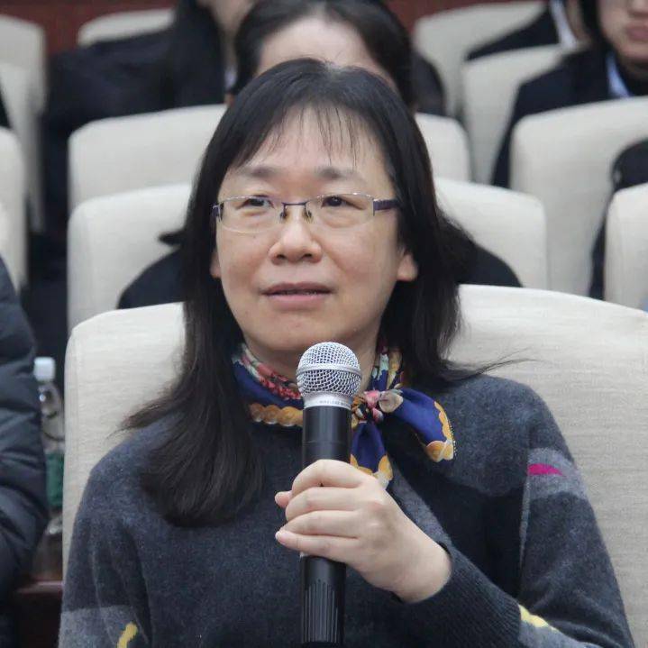 兰雪纯,李宇清,宋丽博,张莹,范晓忻,郭兰萍应邀参加了北京法院"他的