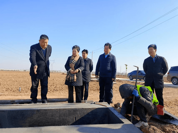 省农业农村厅党组书记,厅长孙矿玲赴咸阳市三原县,礼泉县调研高标准