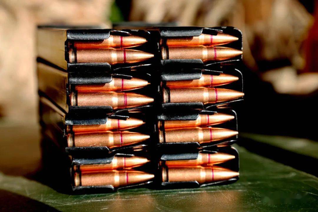 卧姿装子弹,开始射击!_靶场_战区_实战