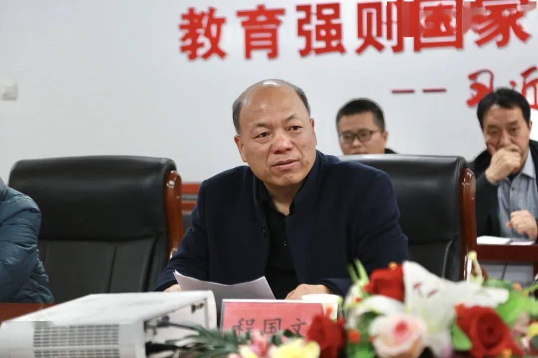 平顶山市教体局党组书记,局长孙洪涛一行莅临汝州一高开展教育教学高