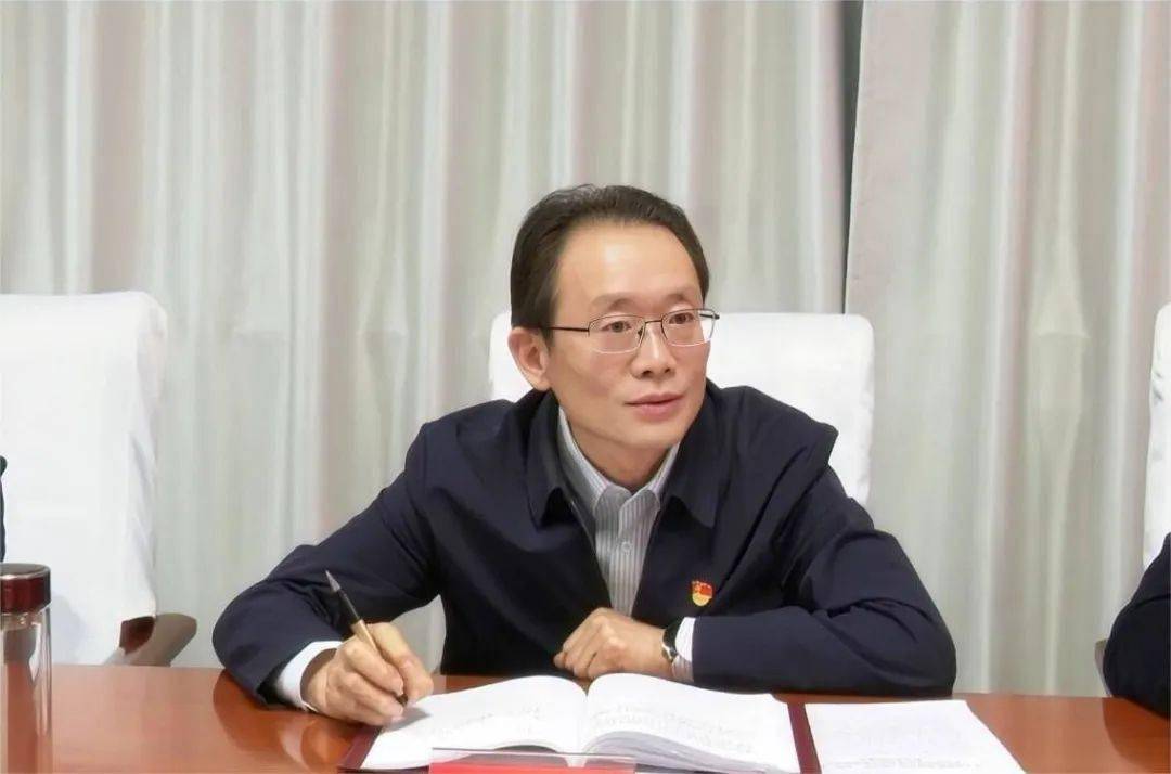 阿克塞县汇东新能源项目年内并网工程督导推进会召开