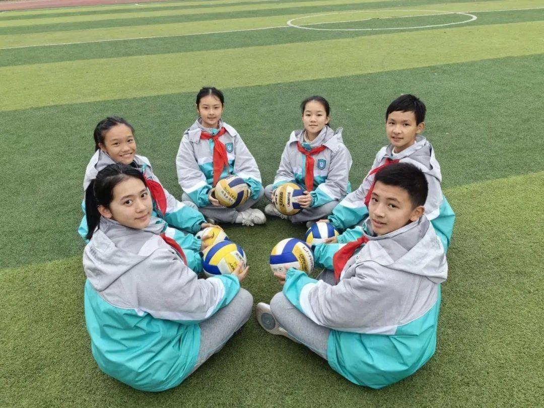 校服_小学_设计