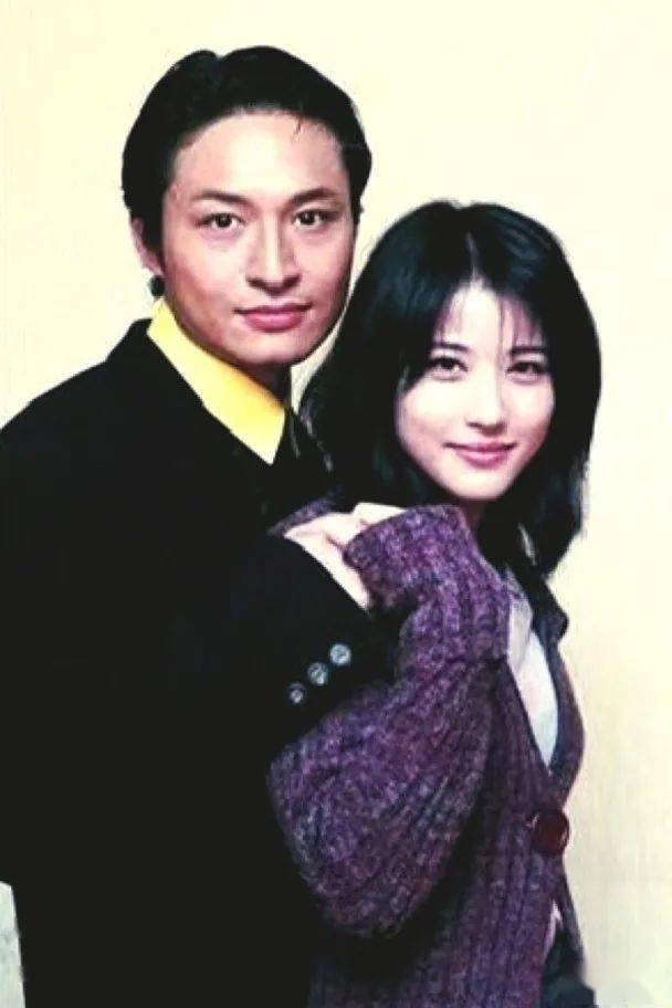 及《今生今世》,其中马景涛在《倚天屠龙记》中饰演张无忌,与周海媚