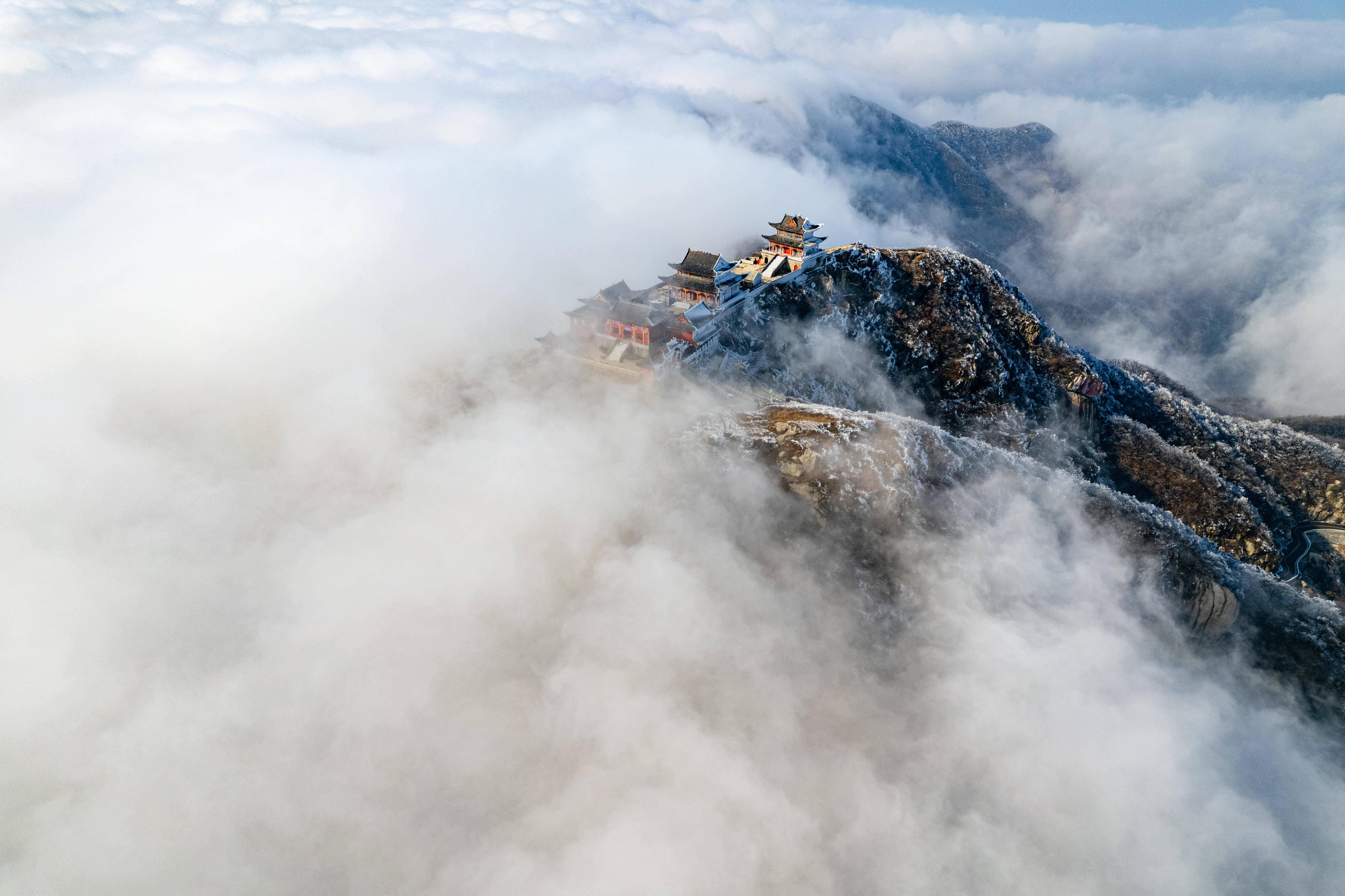 河南雪山景点图片