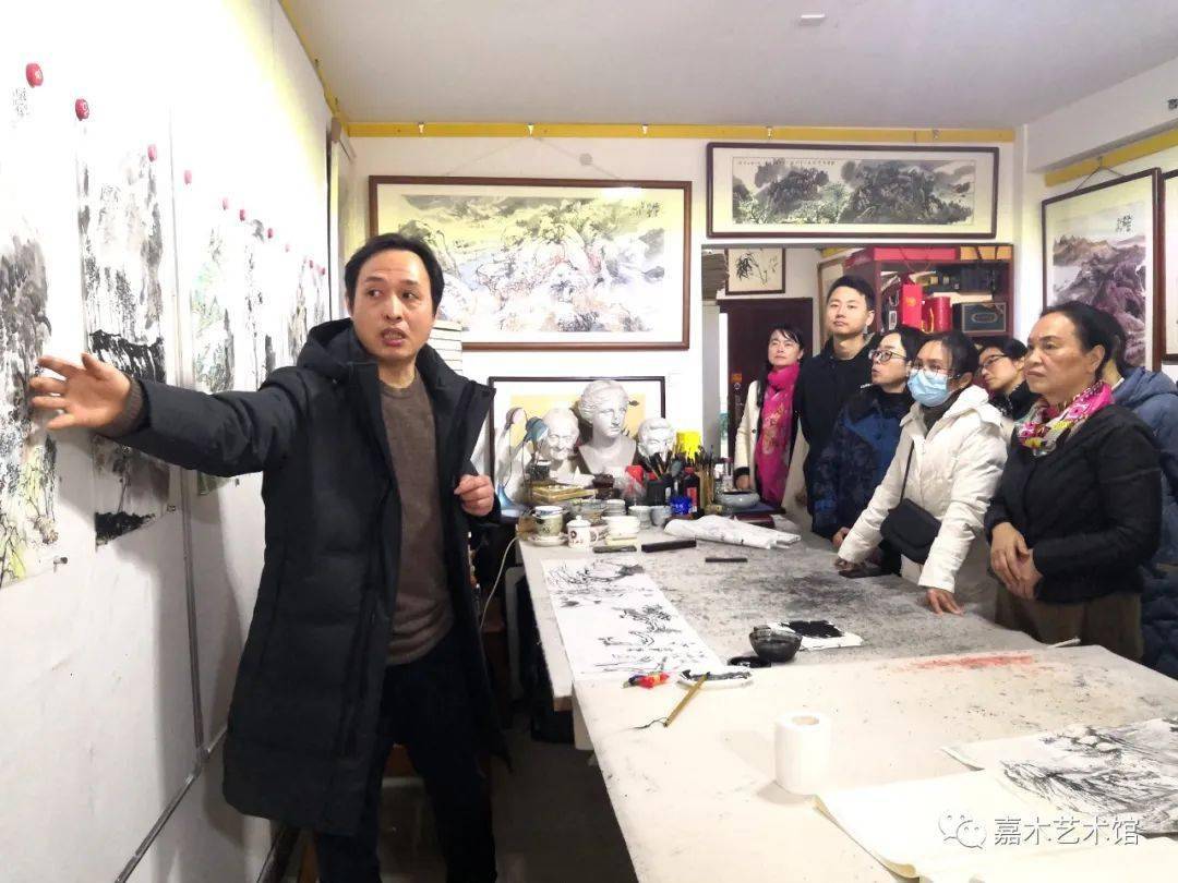 天心美协山水画公益培训班在胡锦生书画工作室举办