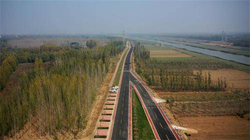 自太陽能小鎮出發,沿城市現有道路及減河,岔河,南運河堤頂路至古運河