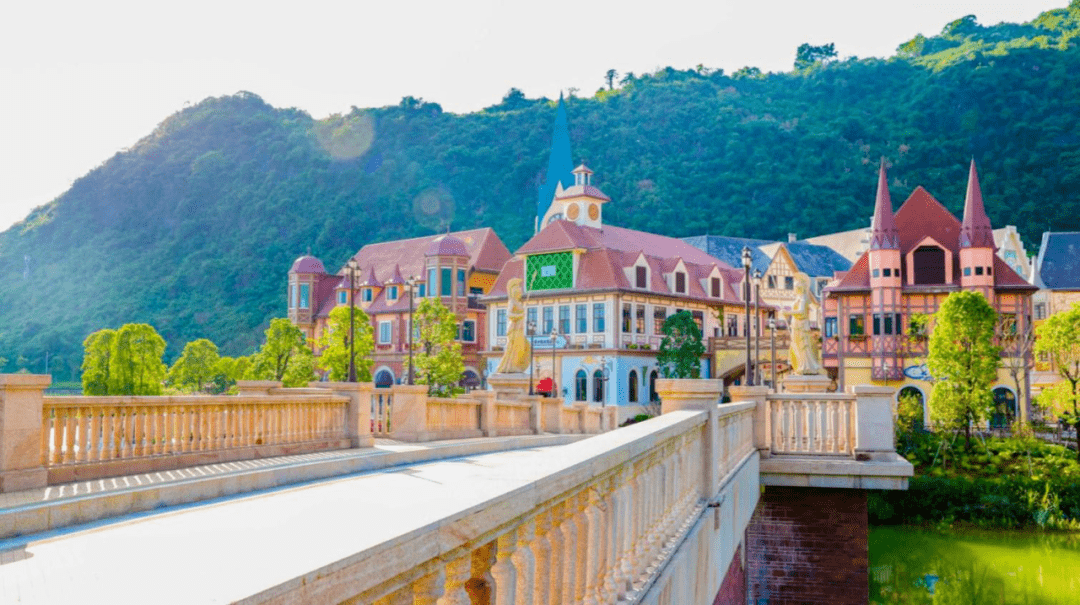 双旦可用【英德奥园心花小镇主题3房/4房别墅】周年庆大促,平日周日到