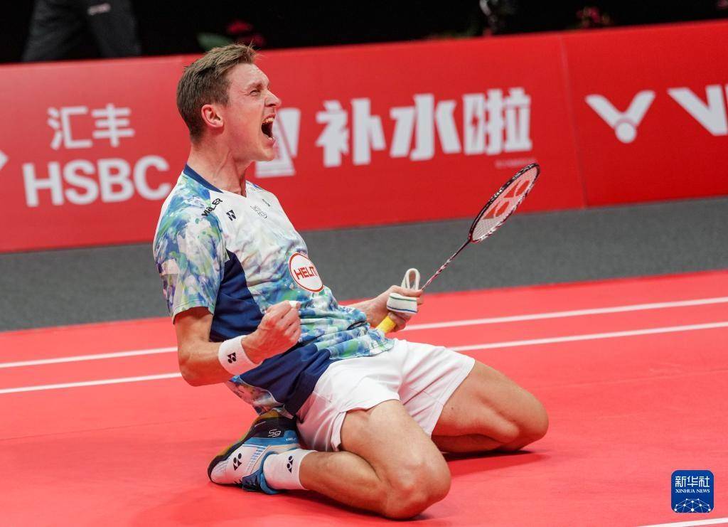 丹麦选手安赛龙以2比0战胜中国选手石宇奇,获得冠军