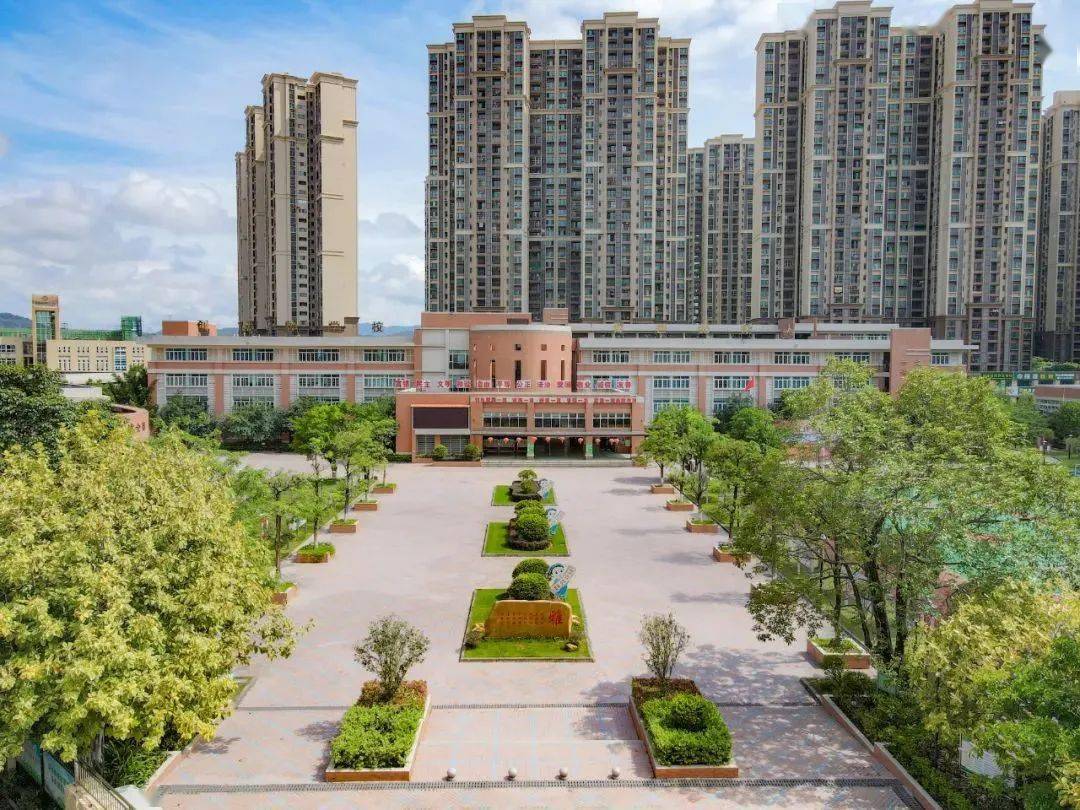 河源市源城区雅居乐小学做"雅"教育因"雅"入名节目内容让市民生活更