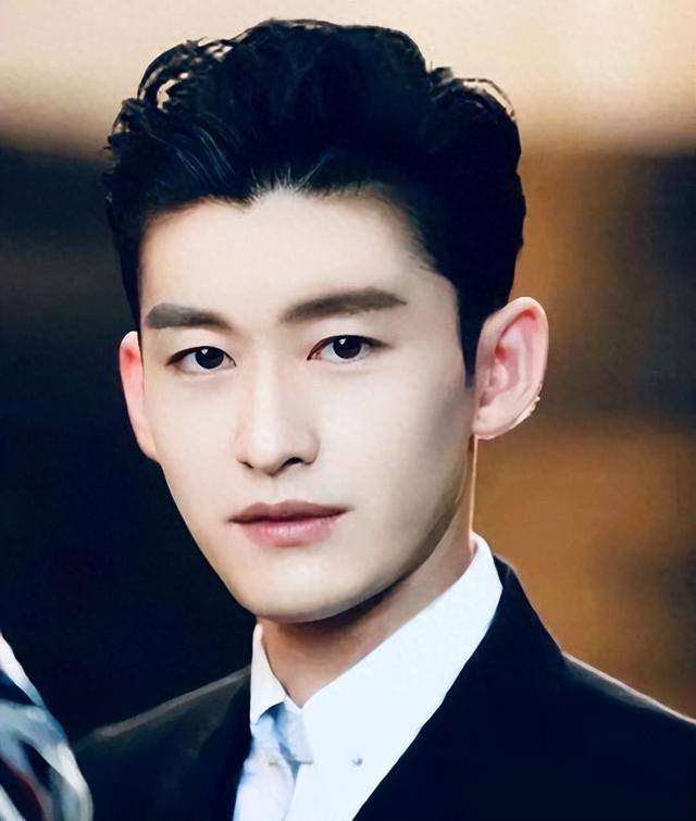 张翰像总裁,吴磊像"业务员",考验刘涛的时刻到了_挑战_机会_竞争