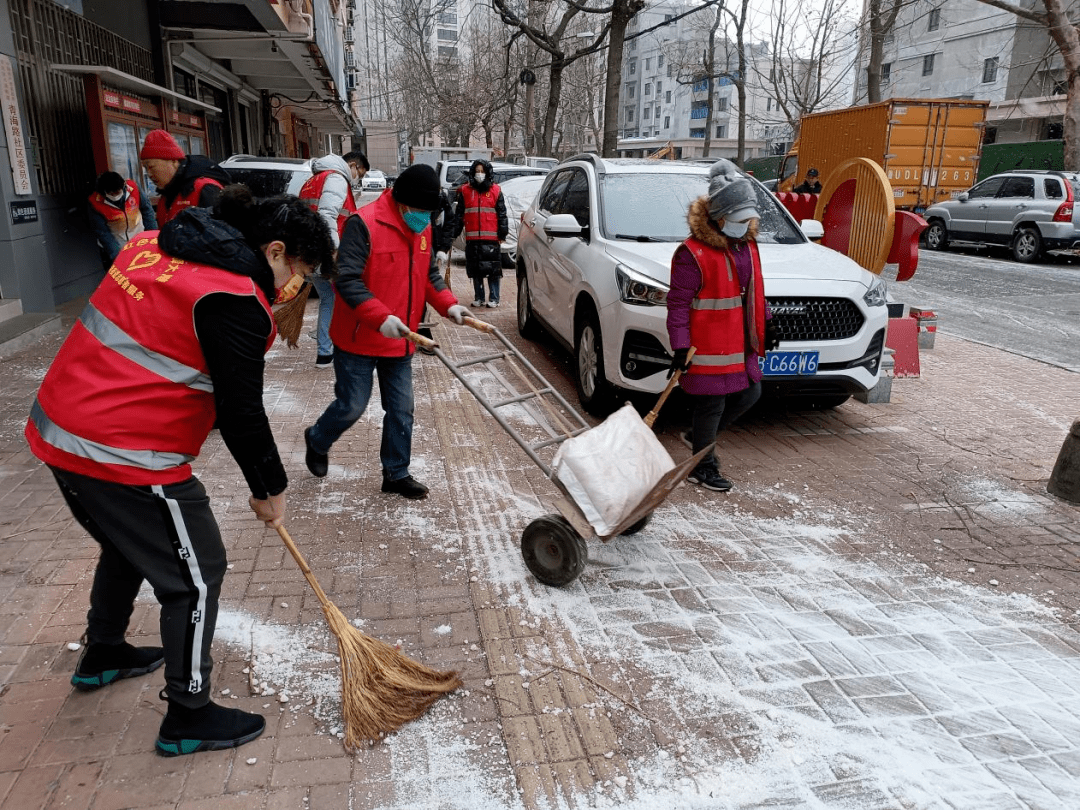 每一張都想收藏!更美的是他們_新區街道_積雪_社區