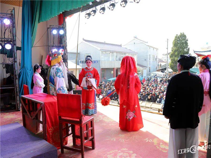 休閒科研科普的勝境,構成了鐵山寺國家森林公園得天獨厚的資源稟賦