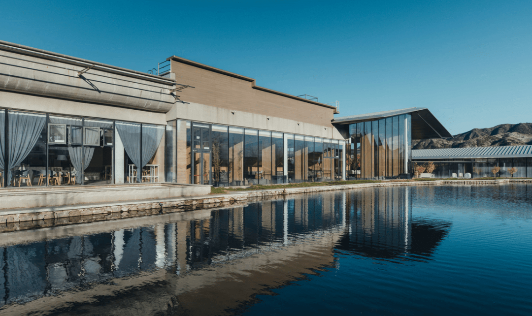 市涞源县白石山镇白石山温泉度假区玩累了也可以去体验沉浸式spa疗愈