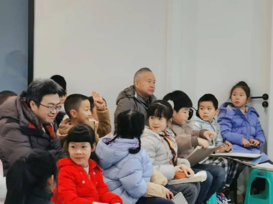 家长美育课堂——杨春老师讲了些什么?_教学_讲座_孩子