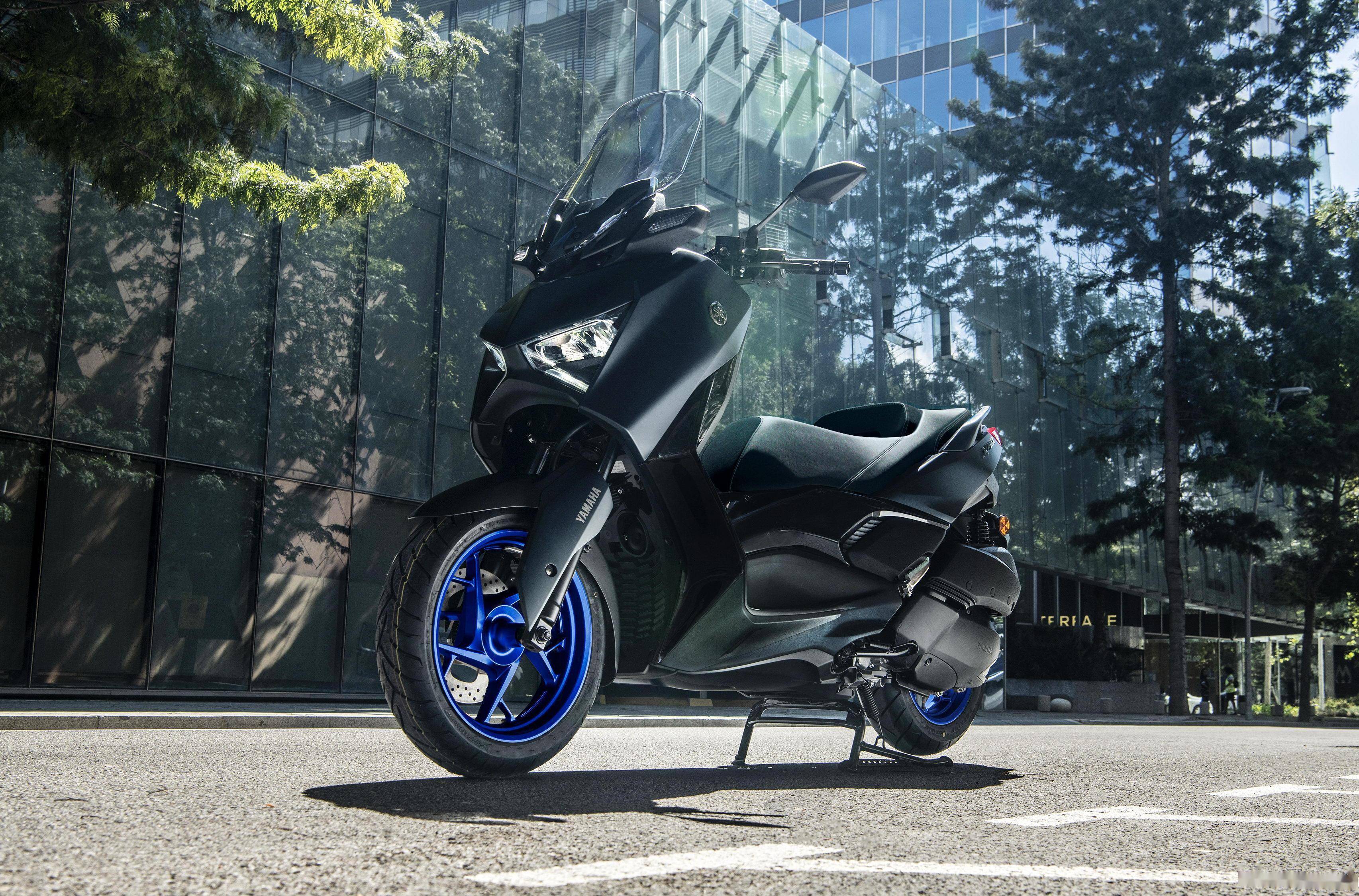 yamaha 2024 xmax300