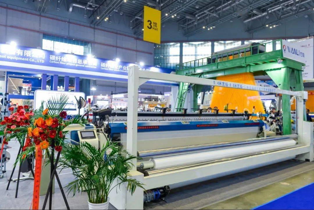 如何助力客户的新品研发,提高生产的灵活性,剑杆织机生产企业纷纷优化