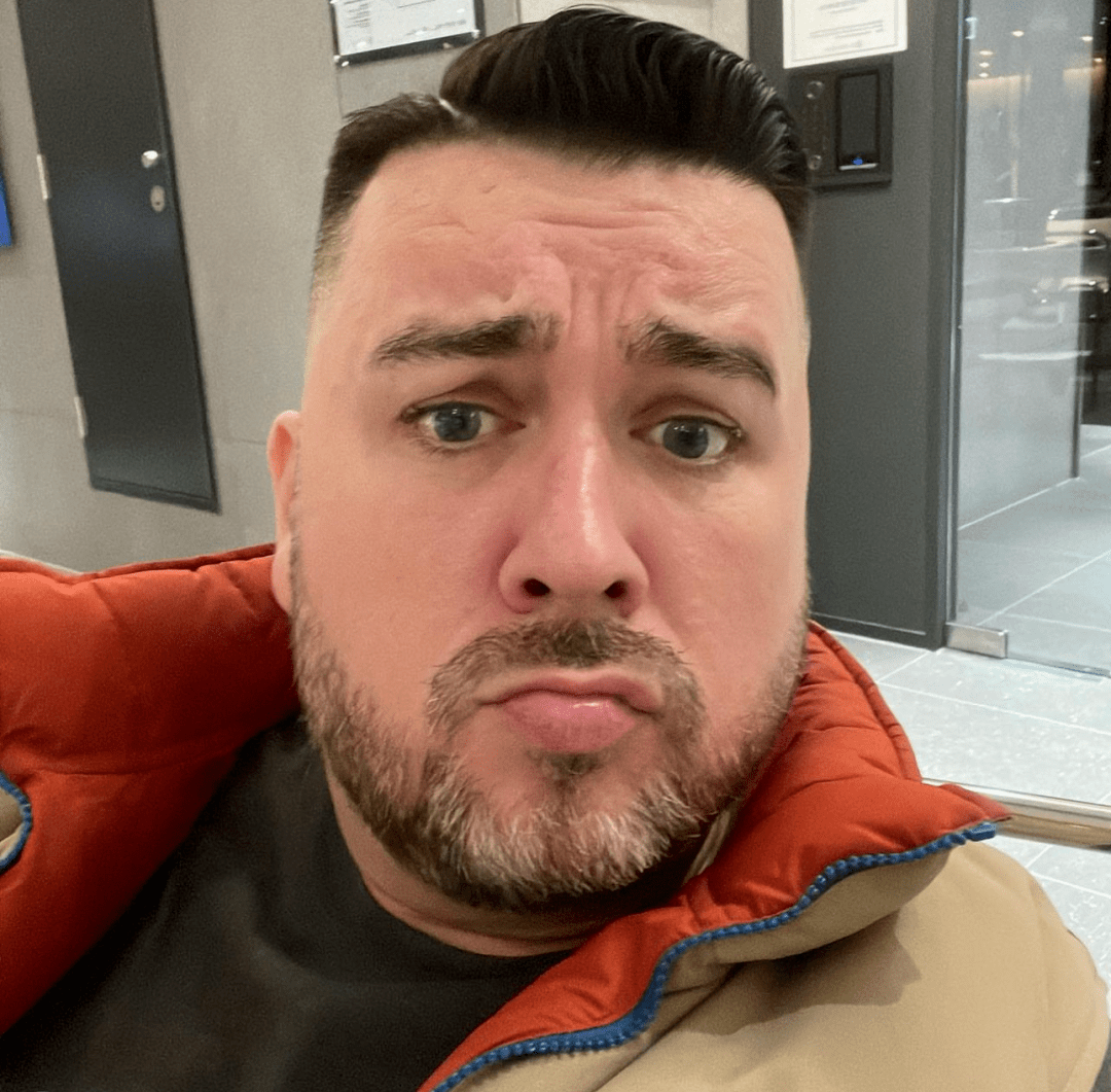 还记得表情包里的威廉和本特利吗?不足十岁粉丝百万?_sam_兄弟俩_爸爸