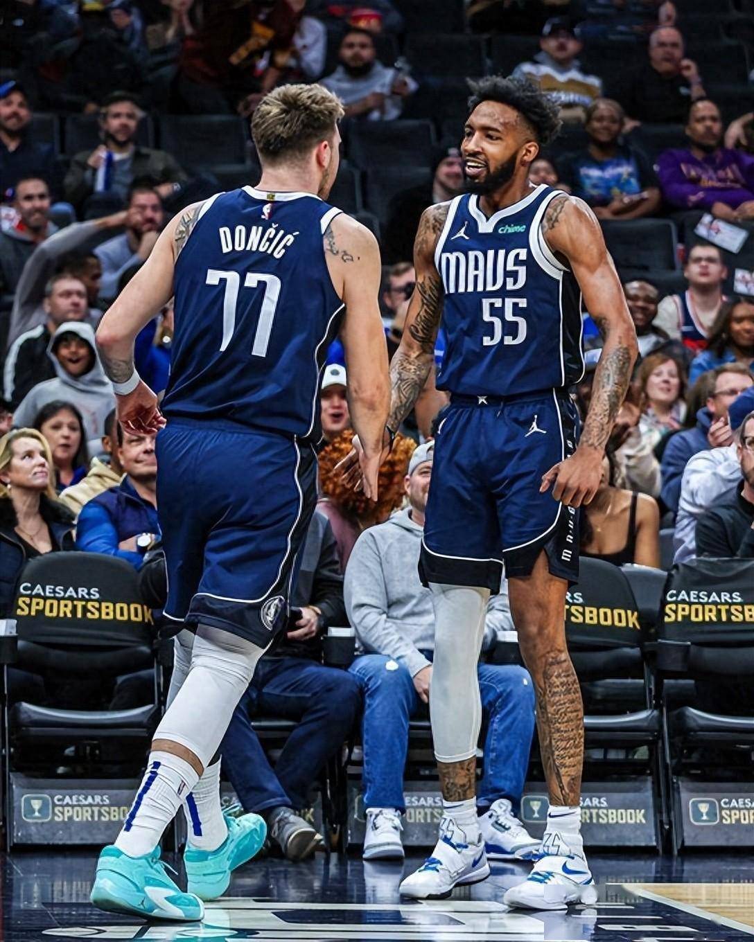 独行侠捡宝扣篮王!底薪混不丢人 凭1点冲千万合同_琼斯_战术_防守