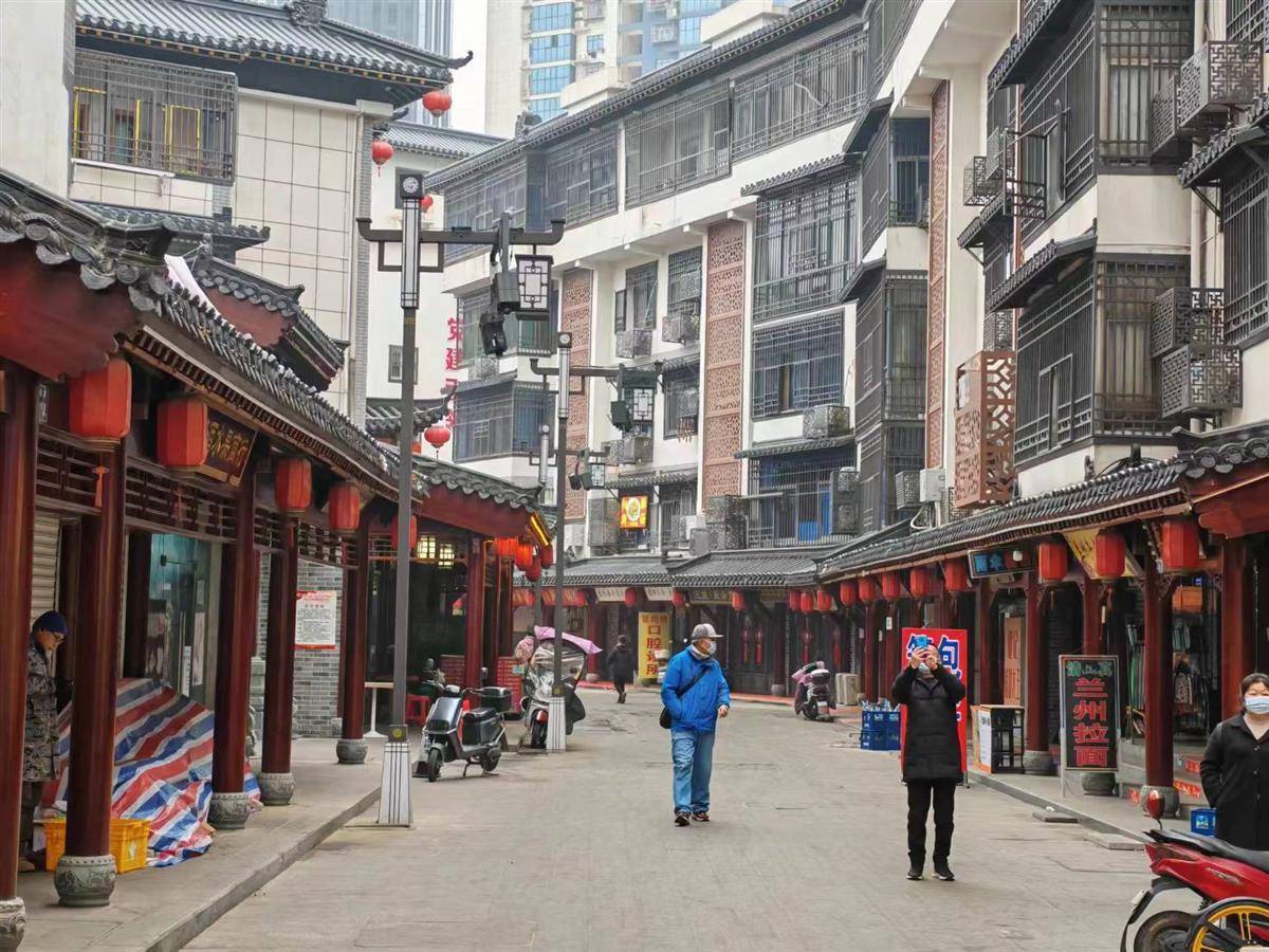 黄石步行街提前亮相,成最新网红打卡地_改造_交通路_施工