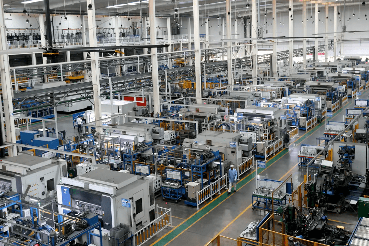 2023年12月9日,中天钢铁集团(淮安)新材料有限公司七厂首批成品下线.